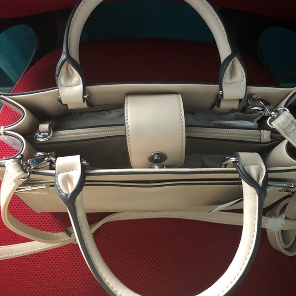 Purse - Picture 3 of 7